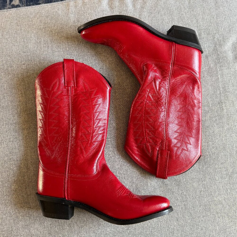 Red Western Cowboy Boots • ~Size 10 (Exact Measurements in Description)